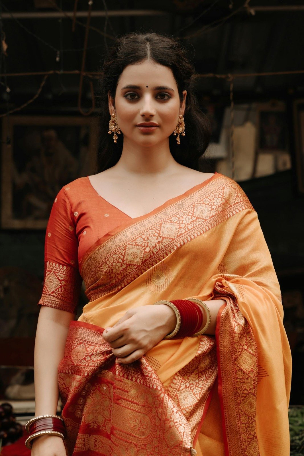 Linen Saree · Maroon, image 2