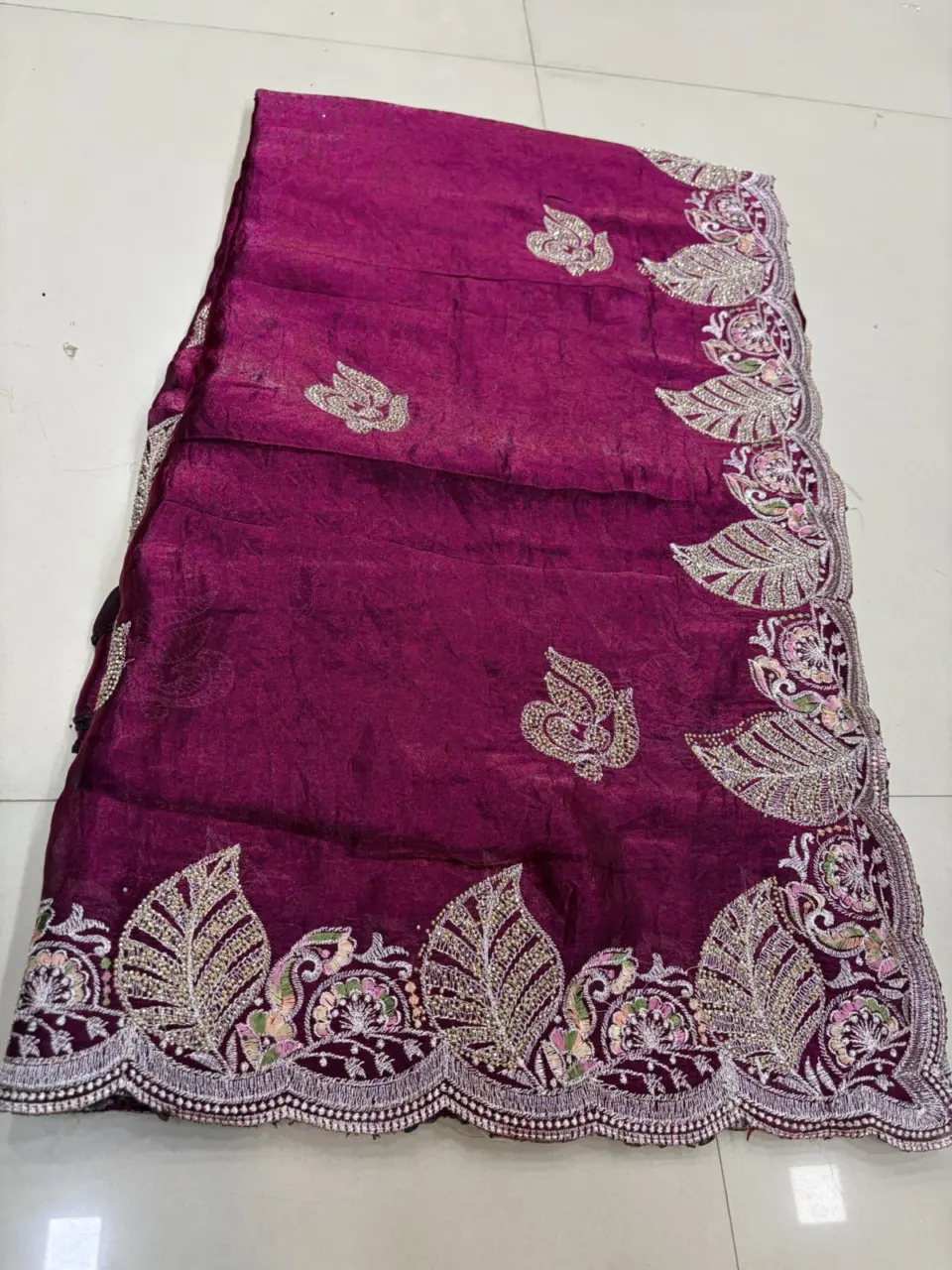 FENDY SAREE -PW11 · Wine