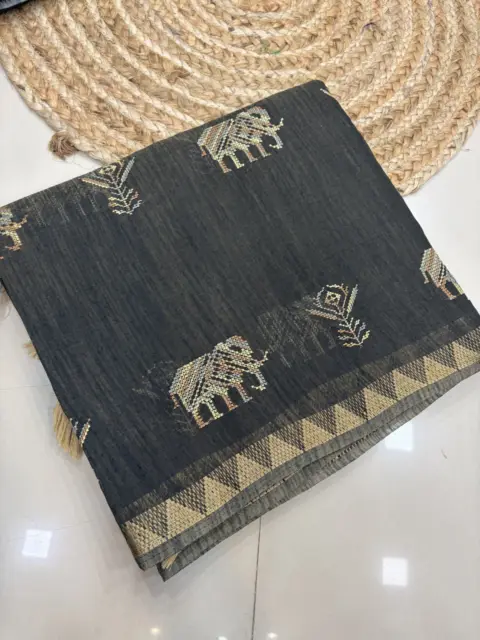 Linan Cross Stich Professional Saree - CL12 Colour: Cool Gray