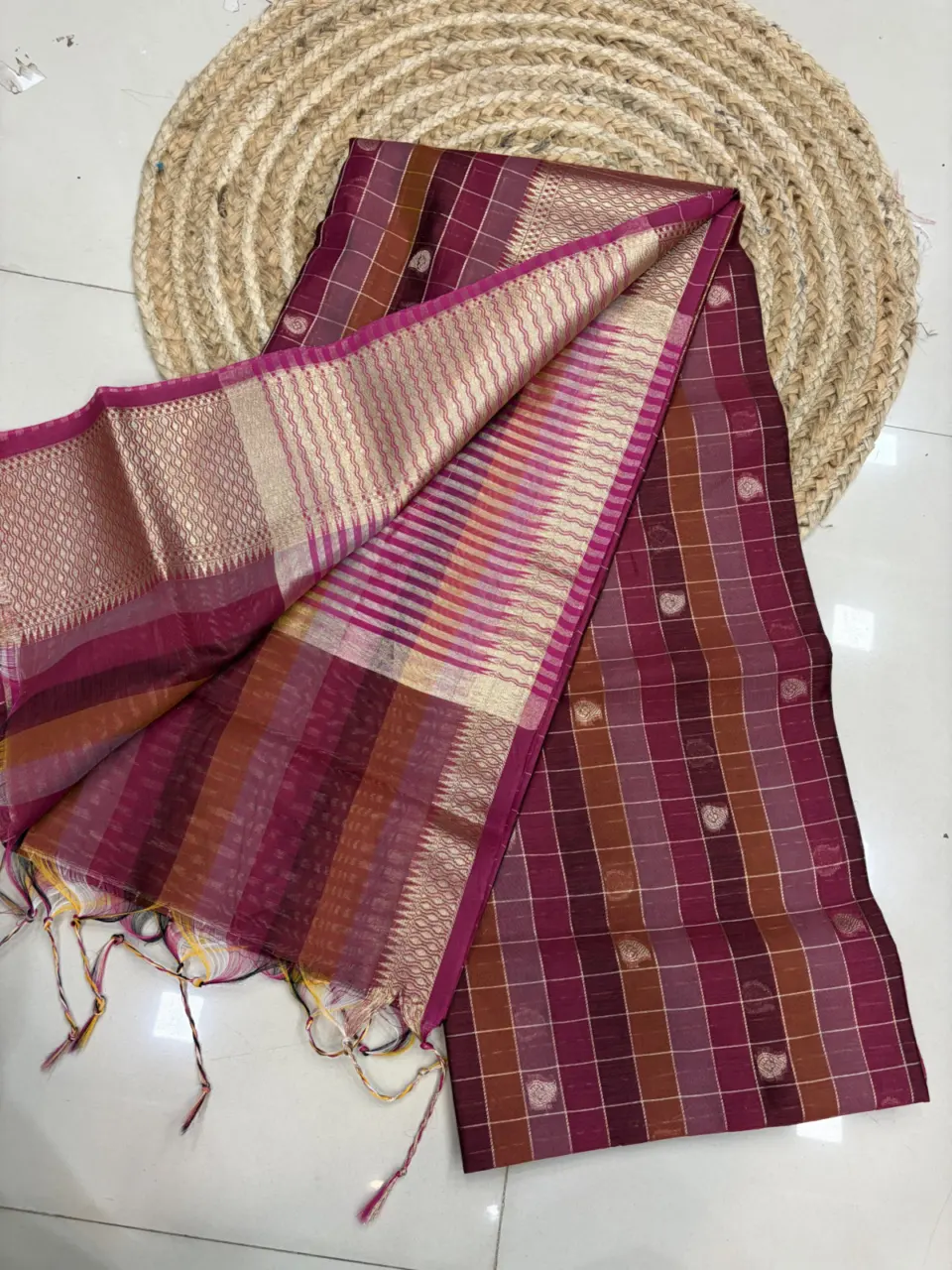 MULTI COLOUR CHEX MAHESHWARI -MH11 · MULTI 3