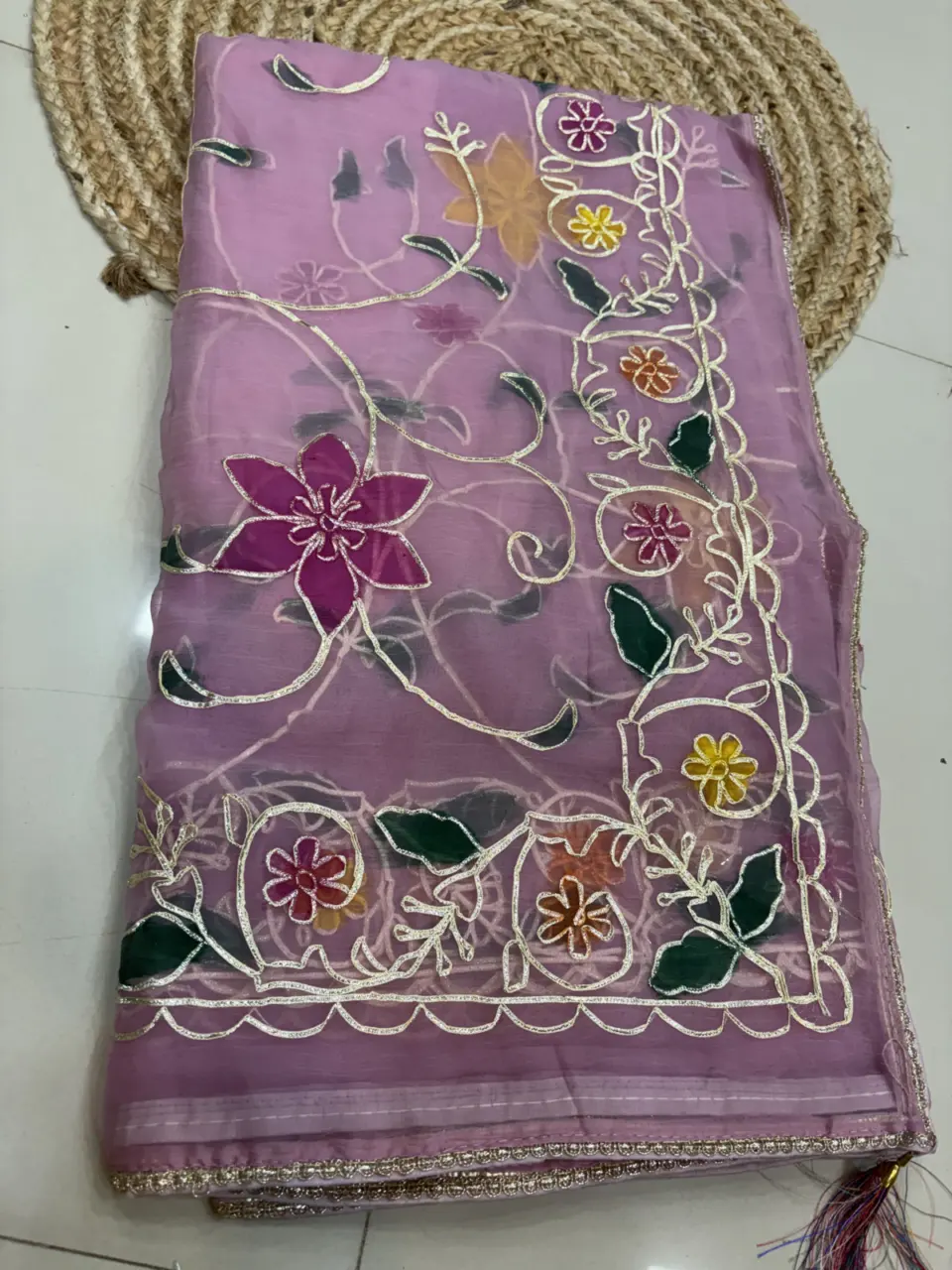 APPLIQUE SAREE - PW18 · APPLIC GOTA WORK ONION PINK